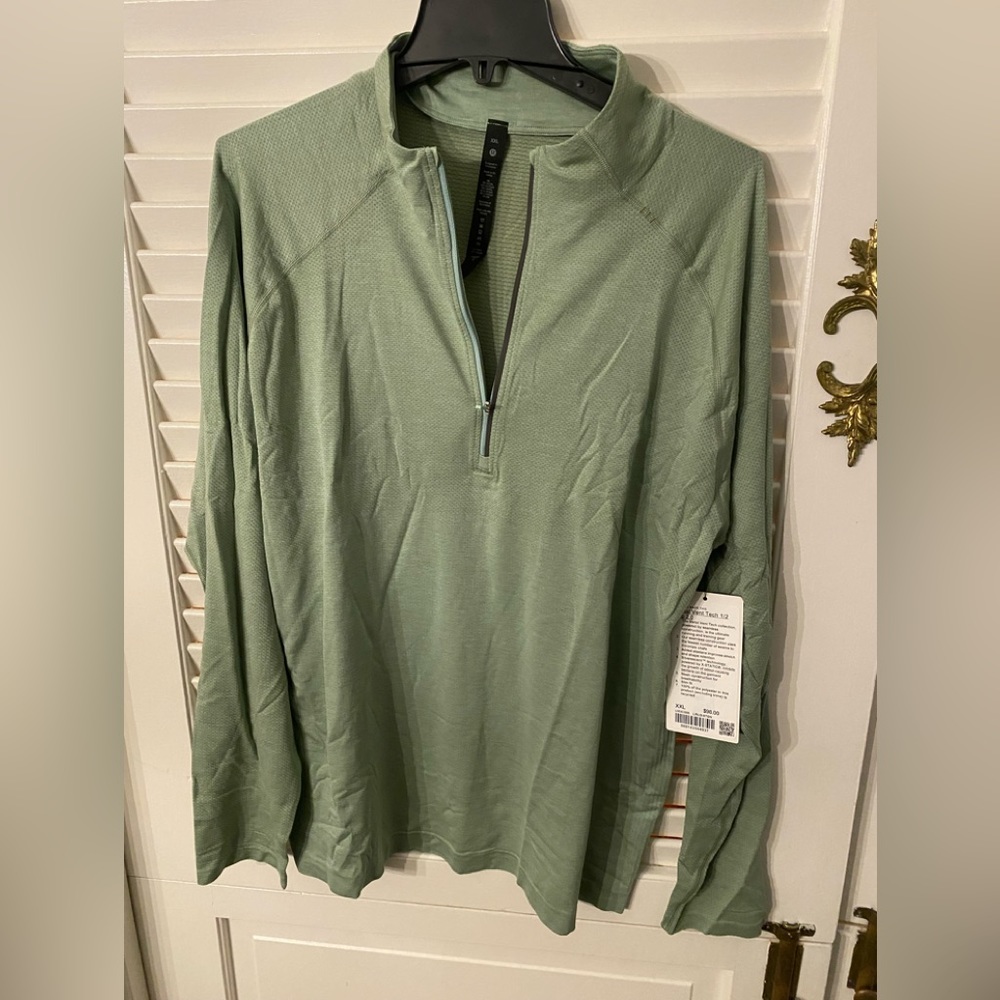 NWT Lululemon Metal Vent Tech Half-Zip 2.0 light green color ALL SOLD OUT